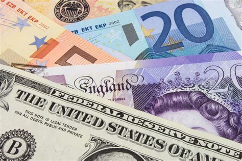 Pound starts week weak against euro and dollar | Smart Currency Business