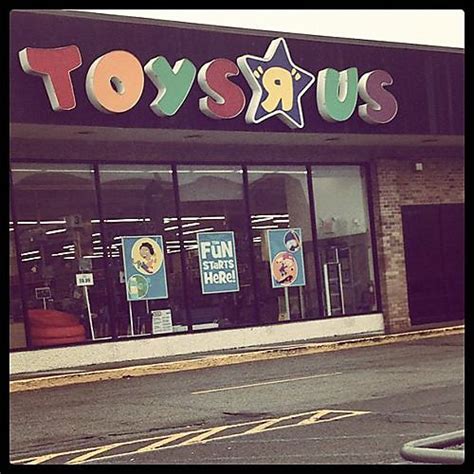 Toys "R" Us Office Photos | Glassdoor