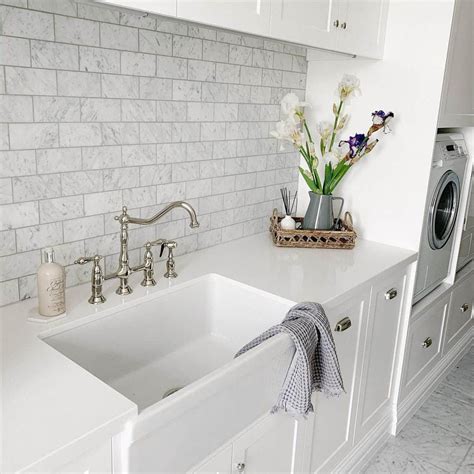 34 Stunning Laundry Room Tile Ideas for Your Next Renovation