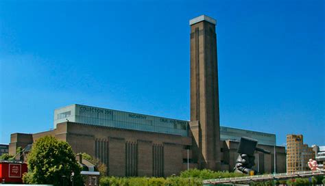 6 Most Famous Tourist Attractions in England - lifeberrys.com