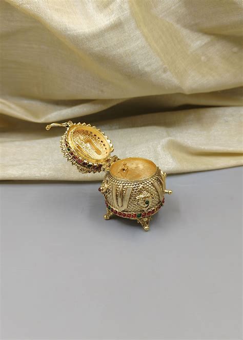 Gold Plated Feat Design Kumkum Box / Sindoor Box