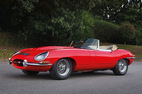 25 superb straight-six engines