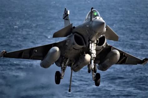Indian, French governments negotiating 26 Rafale marine jet deal
