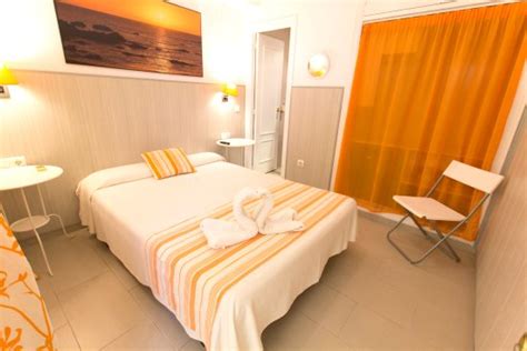 HOSPEDERIA IMAR (Cadiz) - Hotel Reviews, Photos, Rate Comparison ...