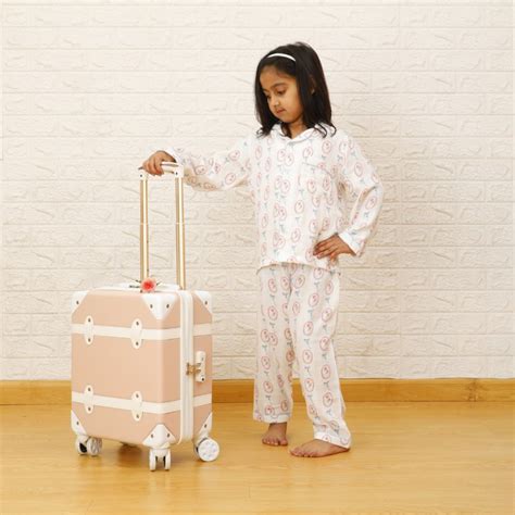 Roses & Bows - Bamboo Muslin Night Suit Set – snugglyspaces
