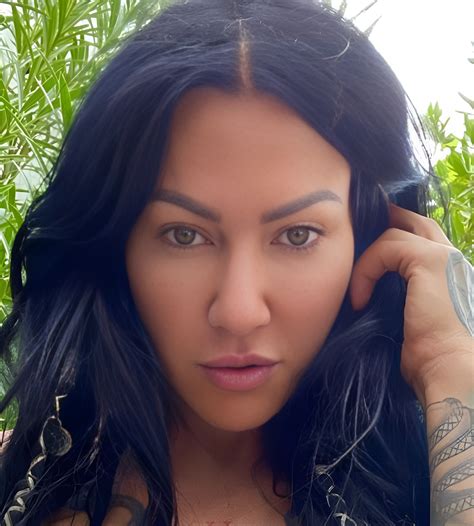 Jenevieve Hexxx (Actress) Height, Weight, Age, Videos, Photos ...