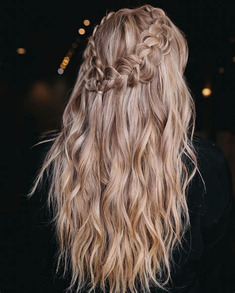 30 Easy Hairstyles for Long Hair with Simple Instructions - Hair Adviser