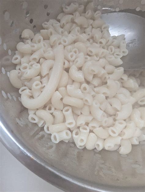 An Extra Long Noodle in My Macaroni : r/mildlyinteresting