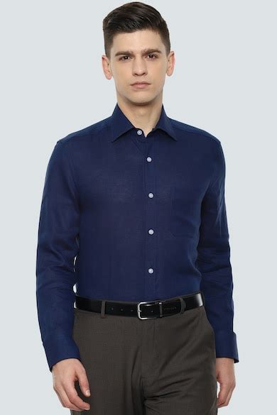 Buy Men Navy Classic Fit Textured Full Sleeves Formal Shirt Online ...