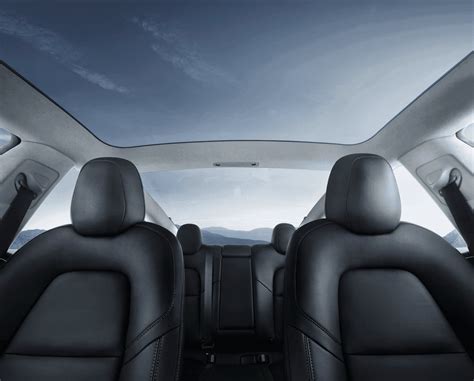 Moonroof vs Sunroof: What's The Best For Tucson Car Buyers - Car Time Auto Blog