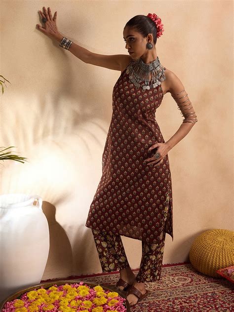 Celebrating Womanhood in Style: Women’s Day Outfit Ideas – indoera