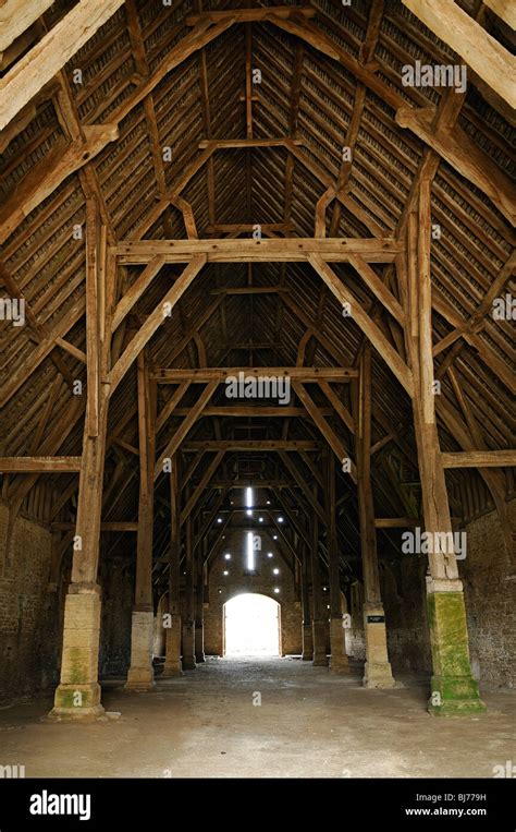 Tithe Barn 的图像结果