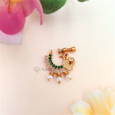 Nosepins/ Nath – Aadai Alangaram