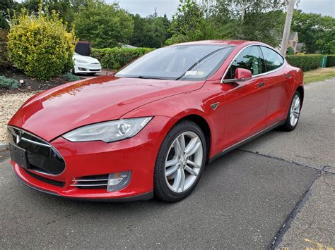 2014 Tesla Model S 85 - Find My Electric