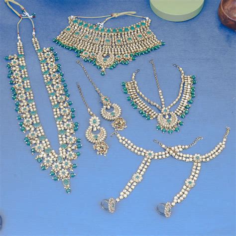 Sukkhi hypnotic Green Kundan & Pearl Gold Plated Long Dulhan Set for ...