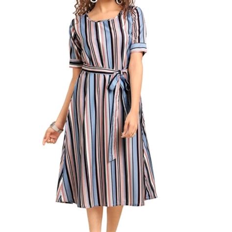 Pretty latest Women Crepe dress