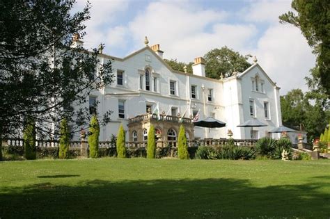 COURT COLMAN MANOR (Bridgend) - Hotel Reviews, Photos, Rate Comparison ...