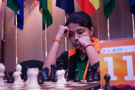 Commonwealth 2018 Round 2: The 2-hour report for chess improvement ...