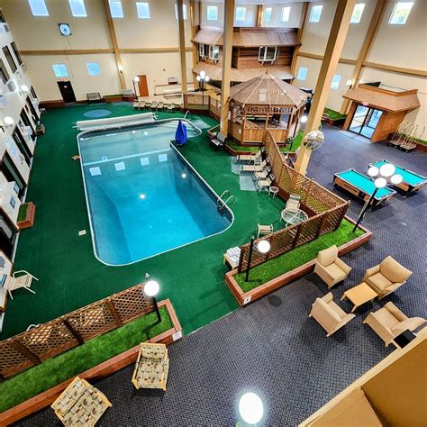 KATAHDIN INN AND SUITES (Millinocket, Maine) - Motel Reviews, Photos ...