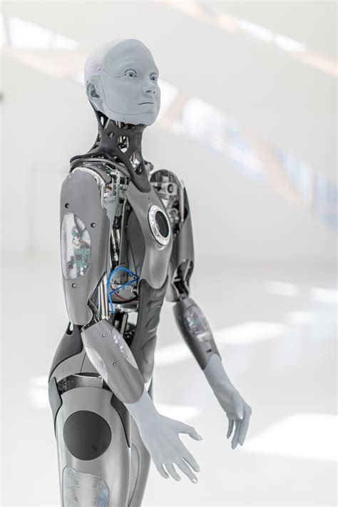 Robot Inside Human 的图像结果