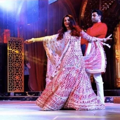 Celebrity guests at Isha Ambani and Anand Piramal’s wedding in Mumbai ...