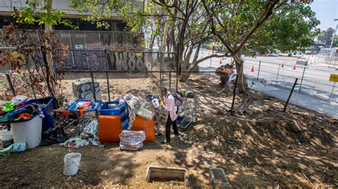 Homeless 的图像结果