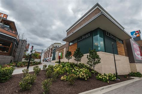 The Corners of Brookfield ::: sweetgreen