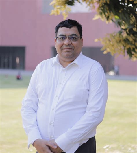 Faculty Details | Thapar School of Liberal Arts and Sciences