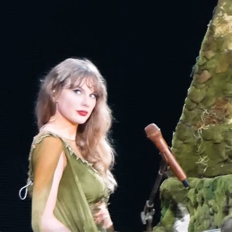 Pin by Alyssa Allen on Eras Tour | Taylor swift style, Taylor swift ...