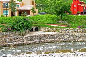 Crimped Wire Mesh Manufacturer | Aluminum Bullet Cap Exporter Vapi India