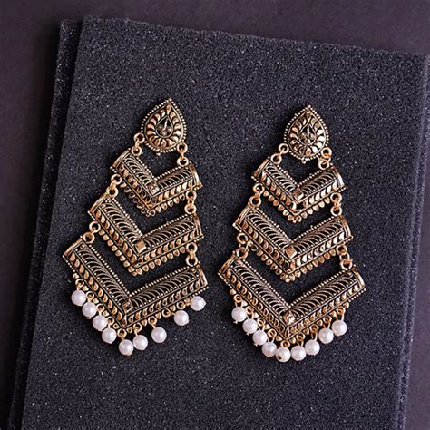 Send Silk with Pearl Earrings in Box for sister Online | Rakhibazaar.com