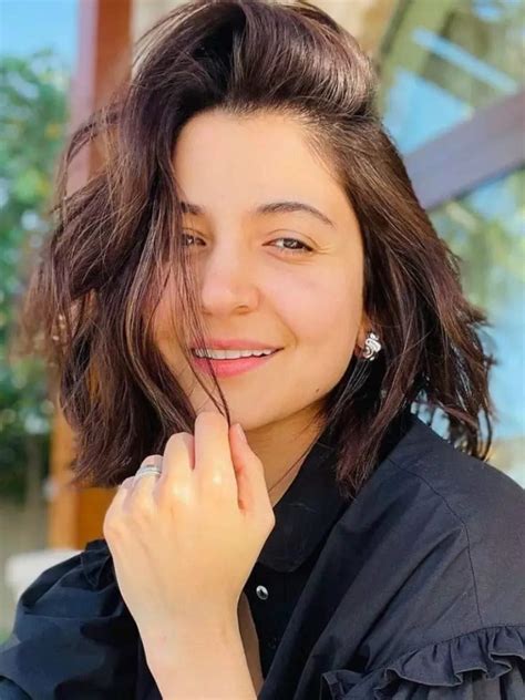 How Anushka Sharma maintains a fit physique post-pregnancy | Times of India