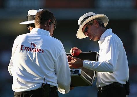 9 best images from the 3rd day's play of 2nd Test between Australia and ...