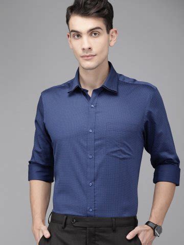 Look Sharp and Dapper with an Impeccably Styled Dress Shirt. Your Guide ...
