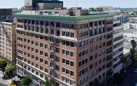 Broadway Hollywood - Stunning Condos at Famous Hollywood and Vine ...