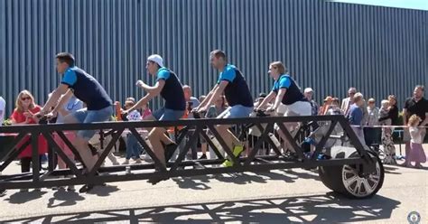 The Netherlands group constructs World's Longest Bicycle, sets world record
