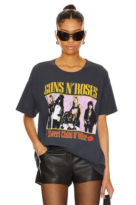 DAYDREAMER Guns N Roses Sweet Child O' Mine Merch Tee in Vintage Black ...