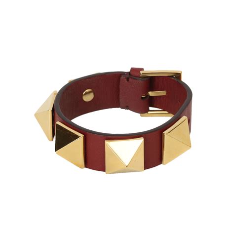 Rockstud Burgundy Leather Gold Tone Bracelet – Confidential Couture