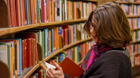 A Woman With A Tongue is More Dangerous Than Women With Guns! - The Wire