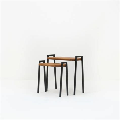 PETRA NESTING TABLE