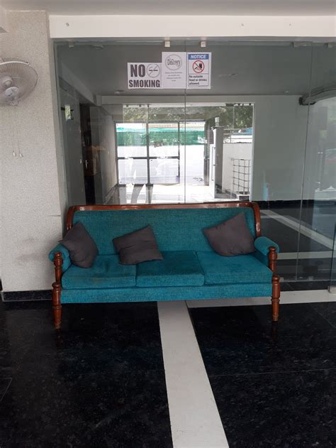 OYO 80594 COLLECTION O HOTEL MAYFIELD NIRVANA (Gurugram (Gurgaon ...