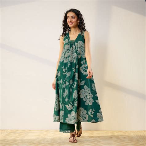 Buy Latest Designer Clothing Collection Online 2024 – Page 2 – Rustorange