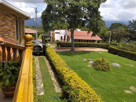 Casa campestre en Los Ocobos de Fusa – Mercado Inmobiliario La Esmeralda