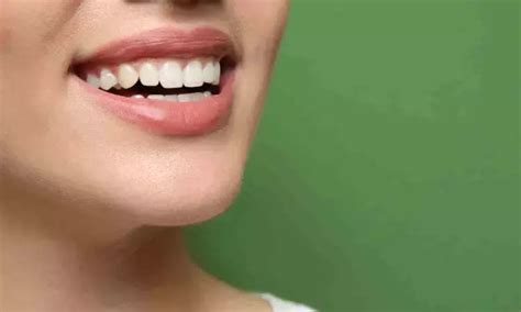 Smiling is secret to seeing happiness, new research reveals