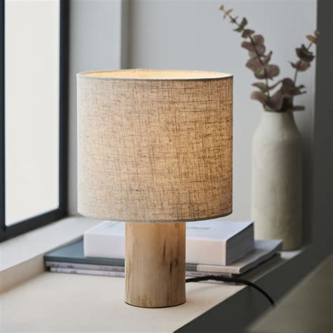 Table Lamp Shades: Style, Tips & Trends Guide
