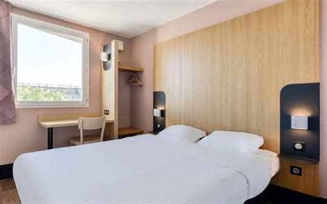 B&B HOTELS à Béziers avec parking gratuit près de l'A9 et de l'A75