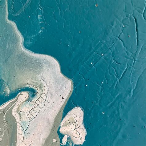 Blue and white - pouring 02 | Painushima - artworks by Ishigaki-based ...