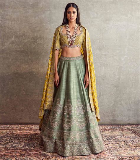 Lehenga set – Jayanti Reddy