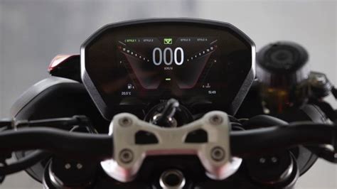 2023 Street Triple RS review - Not just a track tool - Overdrive