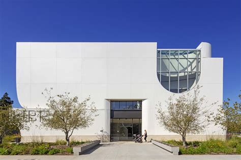 Costa Mesa Donald Dungan Library by Johnson Favaro - Architizer
